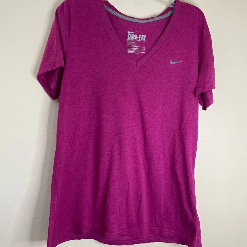 Nike|Dri-Fit|Moisture Wicking|Large